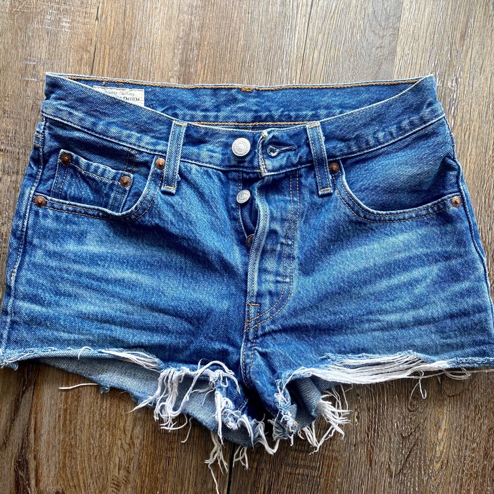 Levi Shorts
